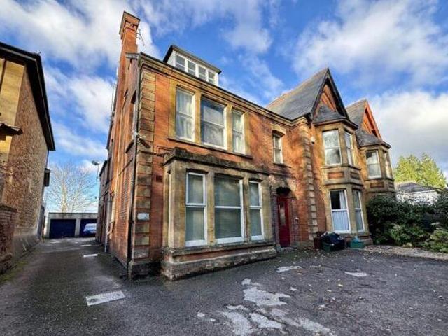 House for sale in Yeovil, Somerset