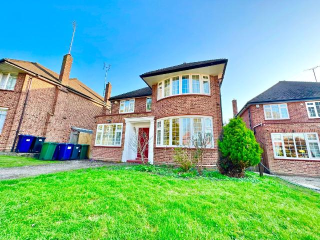 House for rent in London Borough of Barnet, Greater London