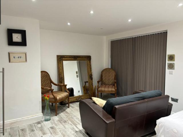 Studio for rent in Hendon, Greater London