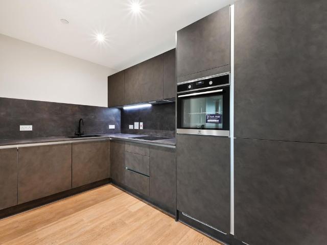 Apartment for rent in The Hyde, Greater London