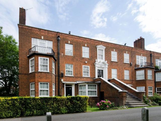 Apartment for rent in Golders Green, Greater London