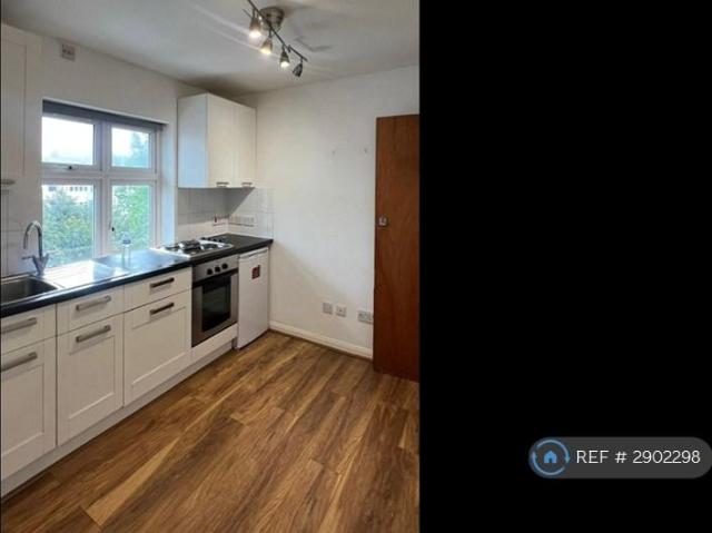 Apartment for rent in Golders Green, Isle Of Man