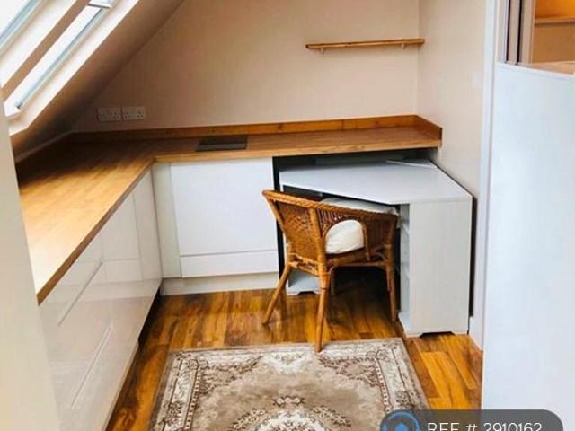 Apartment for rent in Golders Green, Isle Of Man