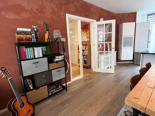 Appartement te huur in Valkenboskwartier, Zuid Holland