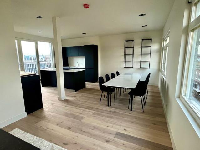 Appartement te huur in Bezuidenhout, Zuid Holland