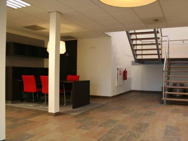 Bedrijfspand te huur in Hengelo, Overijssel