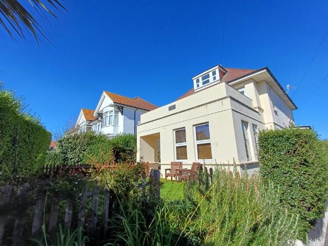 Apartment for rent in Wick, Bournemouth