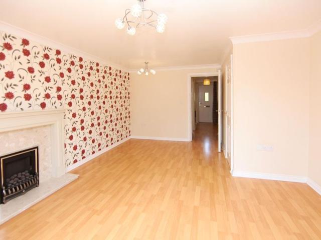 Townhouse for rent in Lawley Furnaces, Dawley