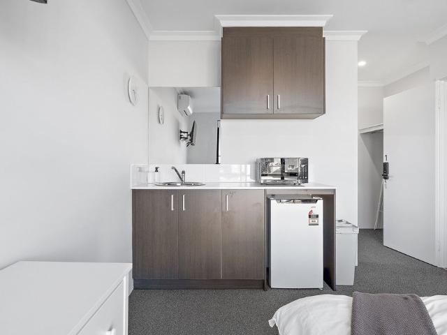 Room for rent in Cockburn, Western Australia