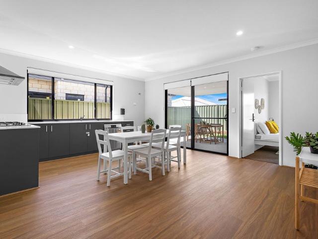 Room for rent in Perth
