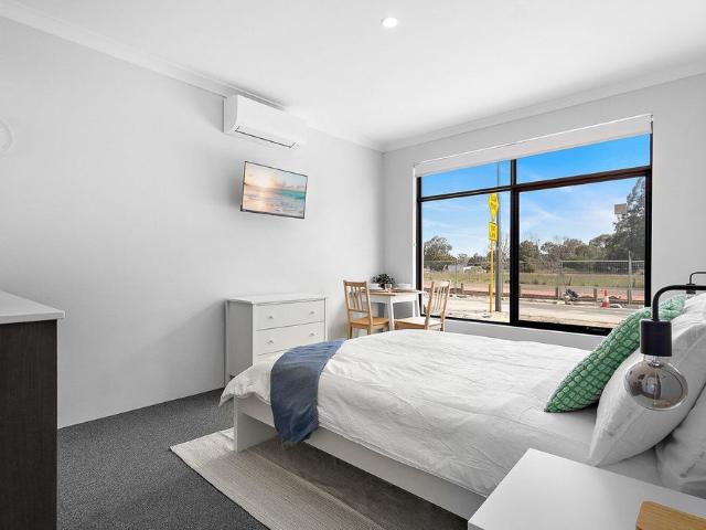 Room for rent in Cockburn, Western Australia