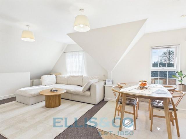 Apartment for rent in Bourne Vale, Kent