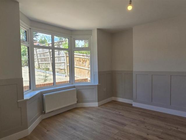 House for rent in Caversham Park, Reading