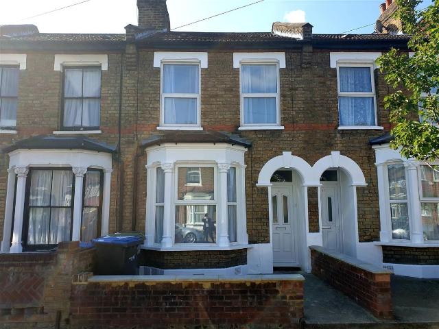 House for rent in Edmonton, Greater London