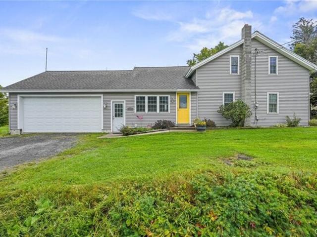 House for sale in Fabius, New York