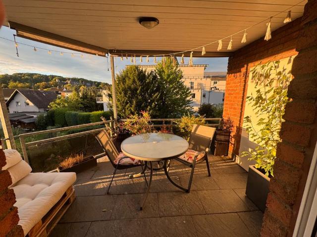 Wohnung kaufen in Warth, Hennef