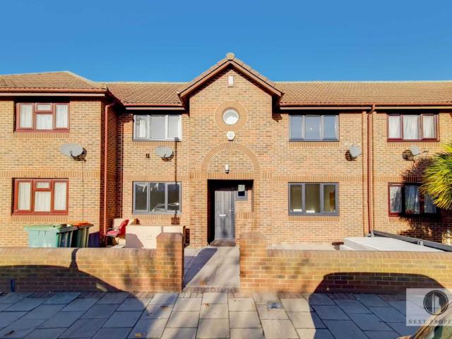 Apartment for rent in Maryland, Greater London