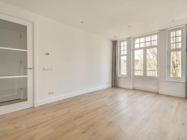 Appartement te huur in Zuid, Amsterdam