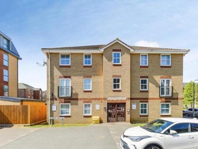 House for sale in Northampton, Northamptonshire