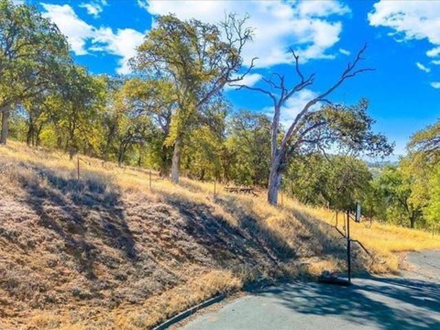 Land for sale in Sonora, California