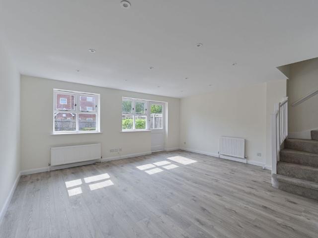 House for rent in Furzedown, Greater London