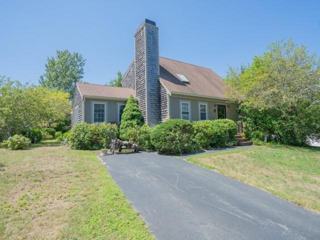 House for sale in Manomet, Massachusetts