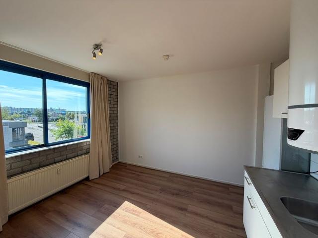 Appartement te huur in Alphen Aan Den Rijn, Zuid Holland