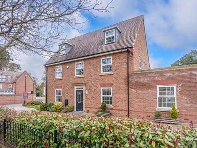 House for sale in Tettenhall, West Midlands