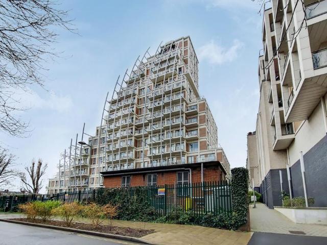 Apartment for rent in Royal Borough of Kingston upon Thames, Greater London
