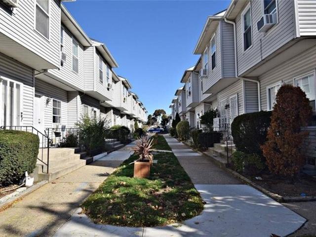 Condo for sale in Hempstead