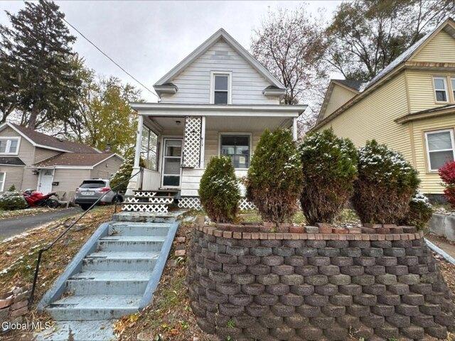 House for sale in Schenectady, New York