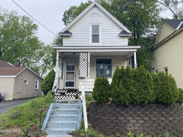 House for sale in Schenectady