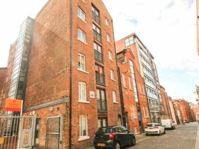 House for sale in Calderstones