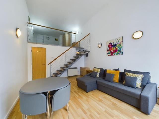 Apartment for rent in Ropewalks, Calderstones