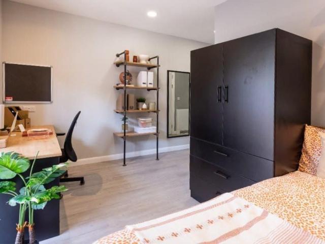 Studio for rent in City Centre, South Yorkshire
