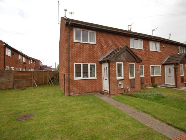 Apartment for rent in Woodbank Estate, Portwood