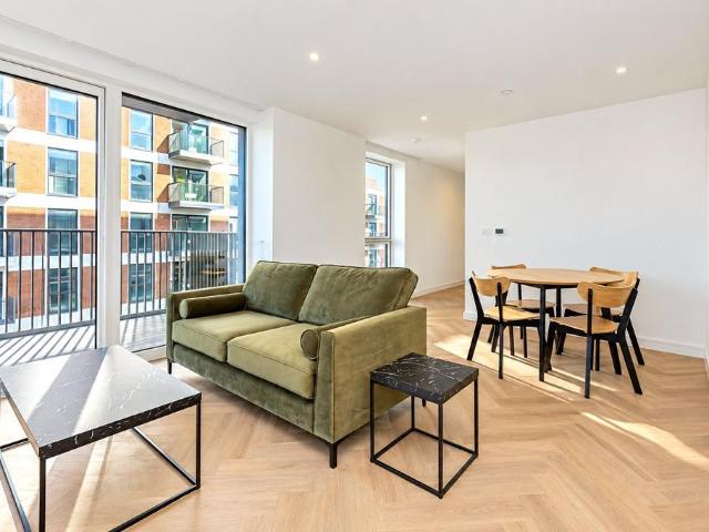 Apartment for rent in The Hyde, Greater London
