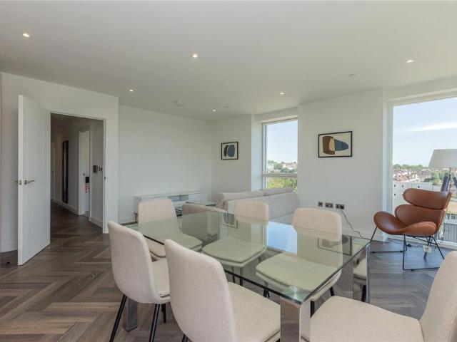 Apartment for rent in West Hendon, The Hyde