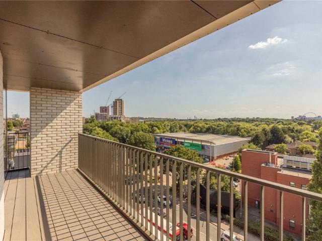 Apartment for rent in West Hendon, The Hyde