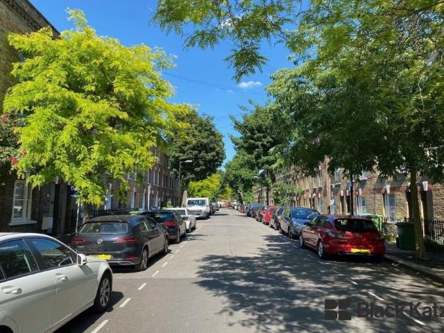 House for rent in Walworth, Greater London