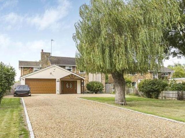House for sale in Henton, Berrick Salome