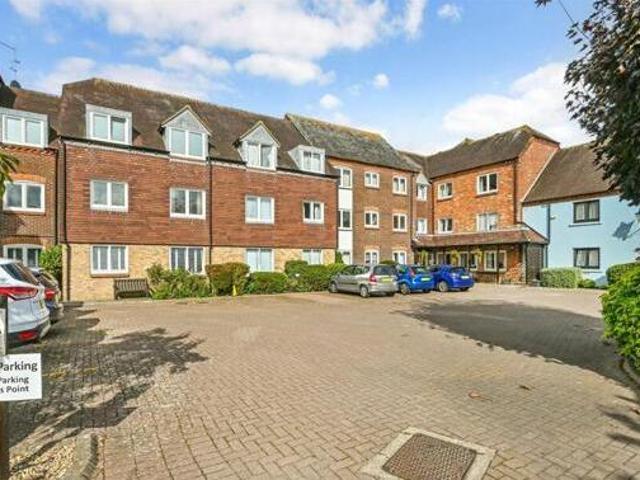 House for sale in Chichester, Littlecote