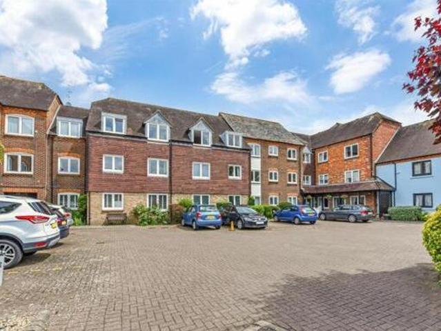House for sale in Chichester, Littlecote