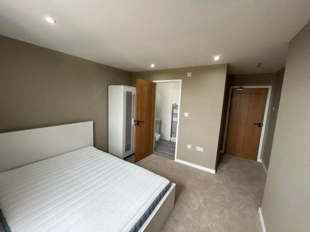 Room for rent in St Clements, Worcestershire
