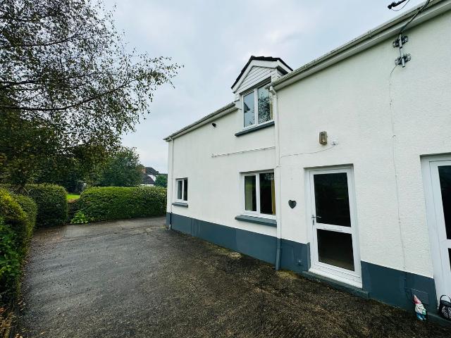 House for rent in Cwmffrwd, Wales