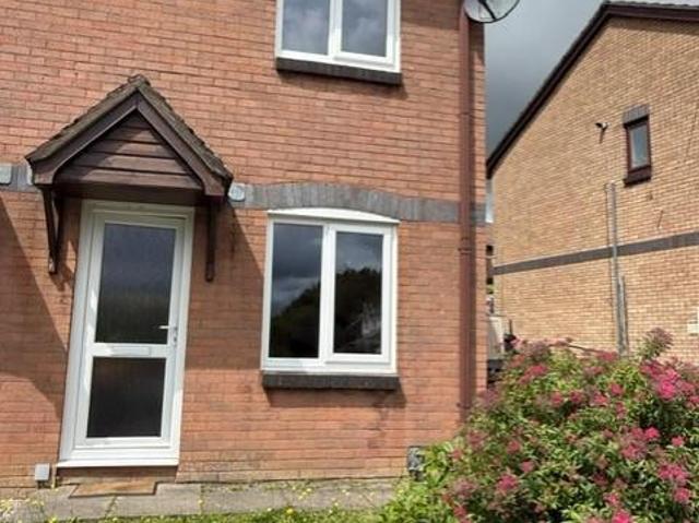 House for rent in Nangreaves, Wales