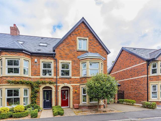 House for rent in Falcon Lodge, Wales