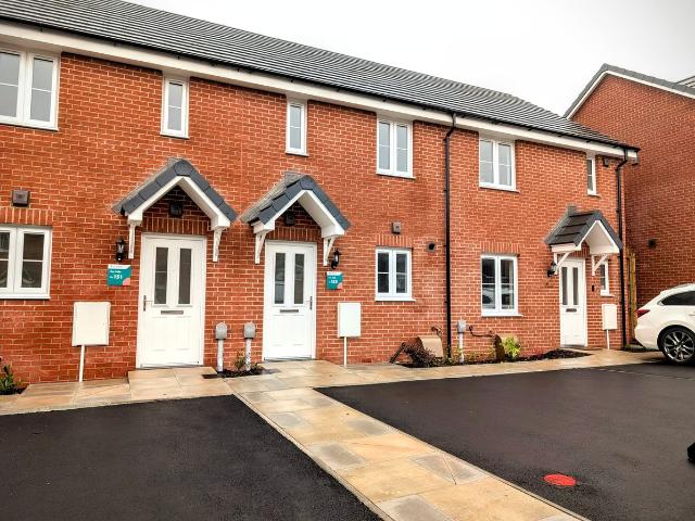 House for rent in Llanharry, Brynsadler