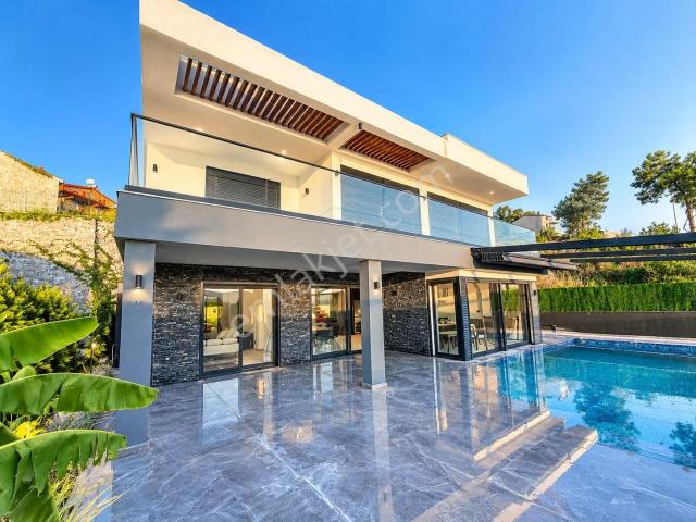 Soğucak, Kuşadası içerisinde satılık Villa