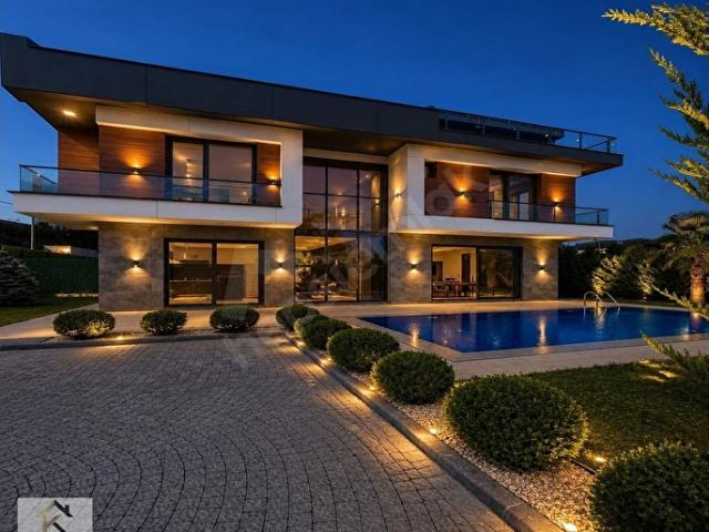 Beylikdüzü, İstanbul içerisinde satılık Villa